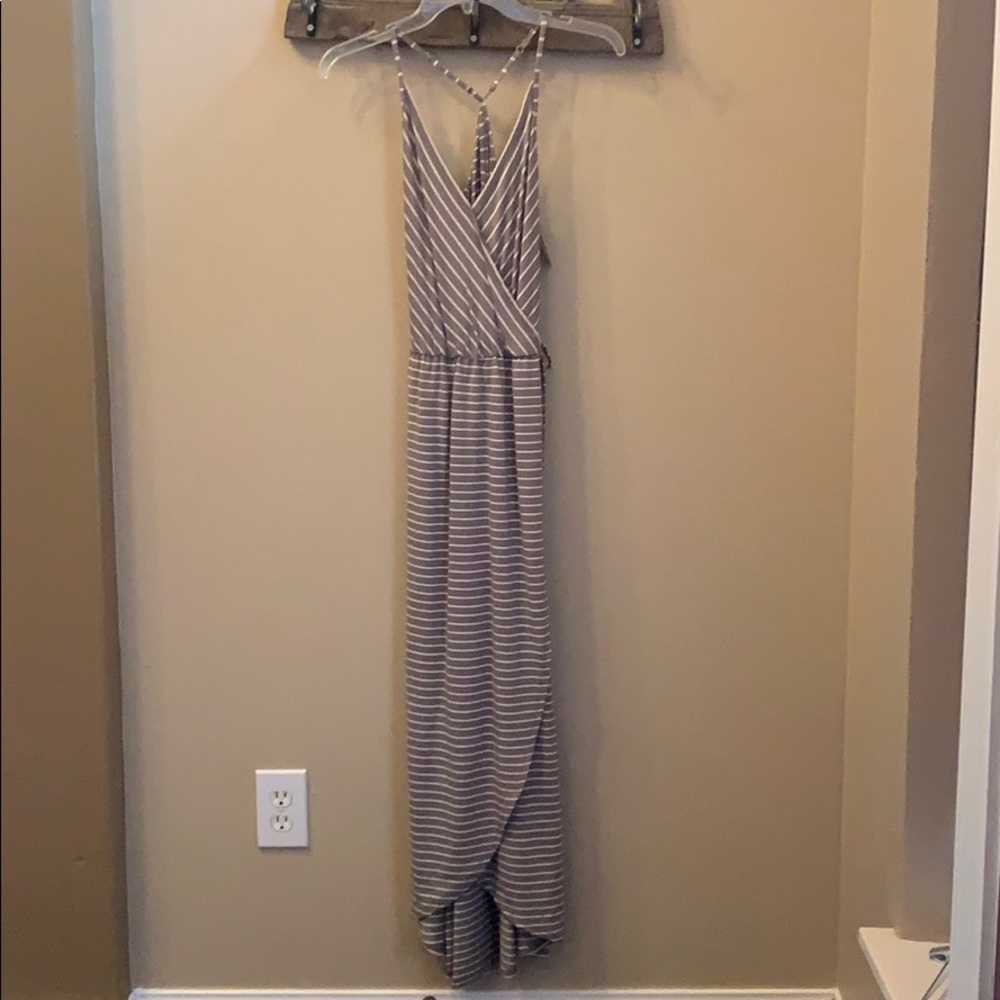 Grey & white maxi dress